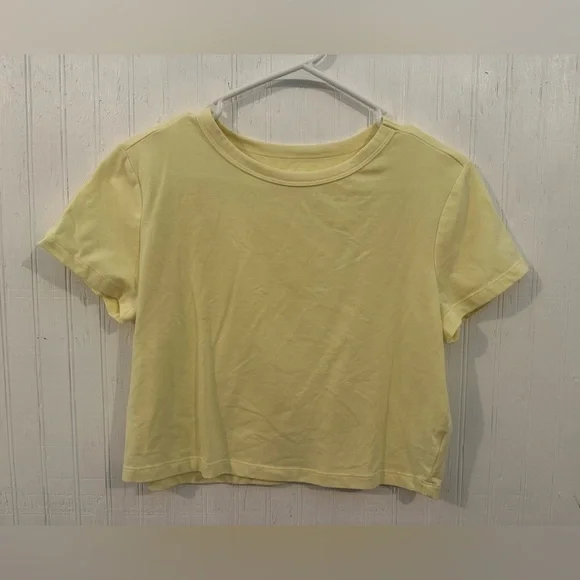 Wild Fable, Yellow Top - Picture 2 of 5